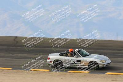 media/Jan-26-2025-SCCA SD (Sun) [[bcf61ed115]]/4-Women Novice/Session 1 (Turn 12-Bowl Combo)/